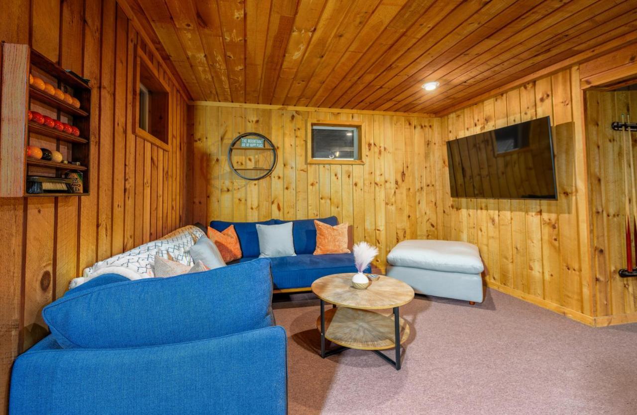 Mountain Blue Vista - Luxury Retreat Near Ski Resorts With Pond, Firepit And Hot Tub 温德汉姆 外观 照片