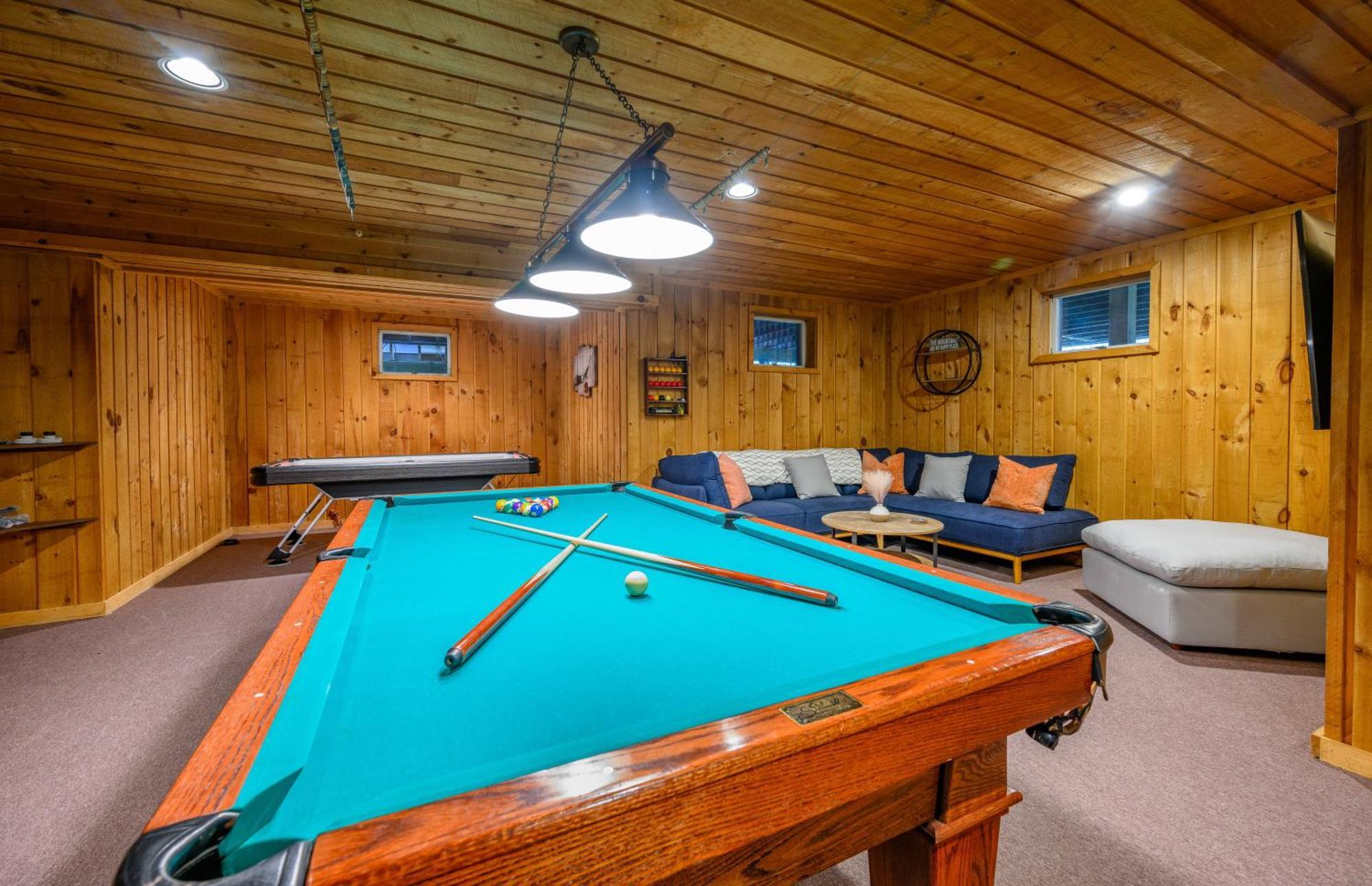 Mountain Blue Vista - Luxury Retreat Near Ski Resorts With Pond, Firepit And Hot Tub 温德汉姆 外观 照片